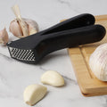 Manual Garlic Press & Crusher Tool for Kitchen | Easy Squeeze Garlic Mincer